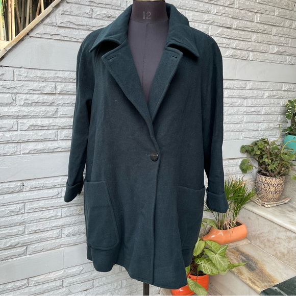 Jackets & Blazers - SOLD ❌ Emerald Green Overcoat